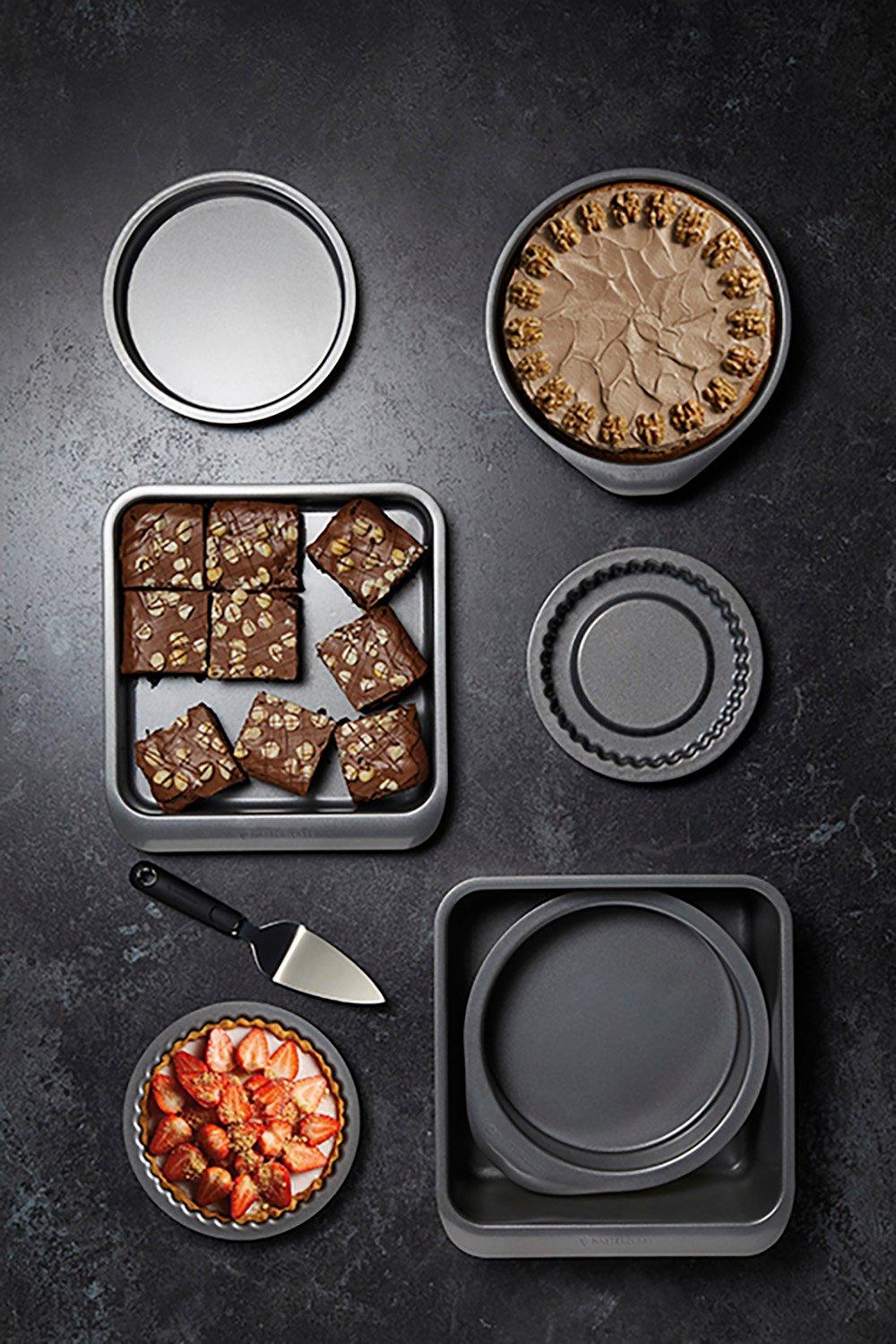 Smart Space Stacking Seven Piece Non-Stick Roasting, Baking & Pastry Set
