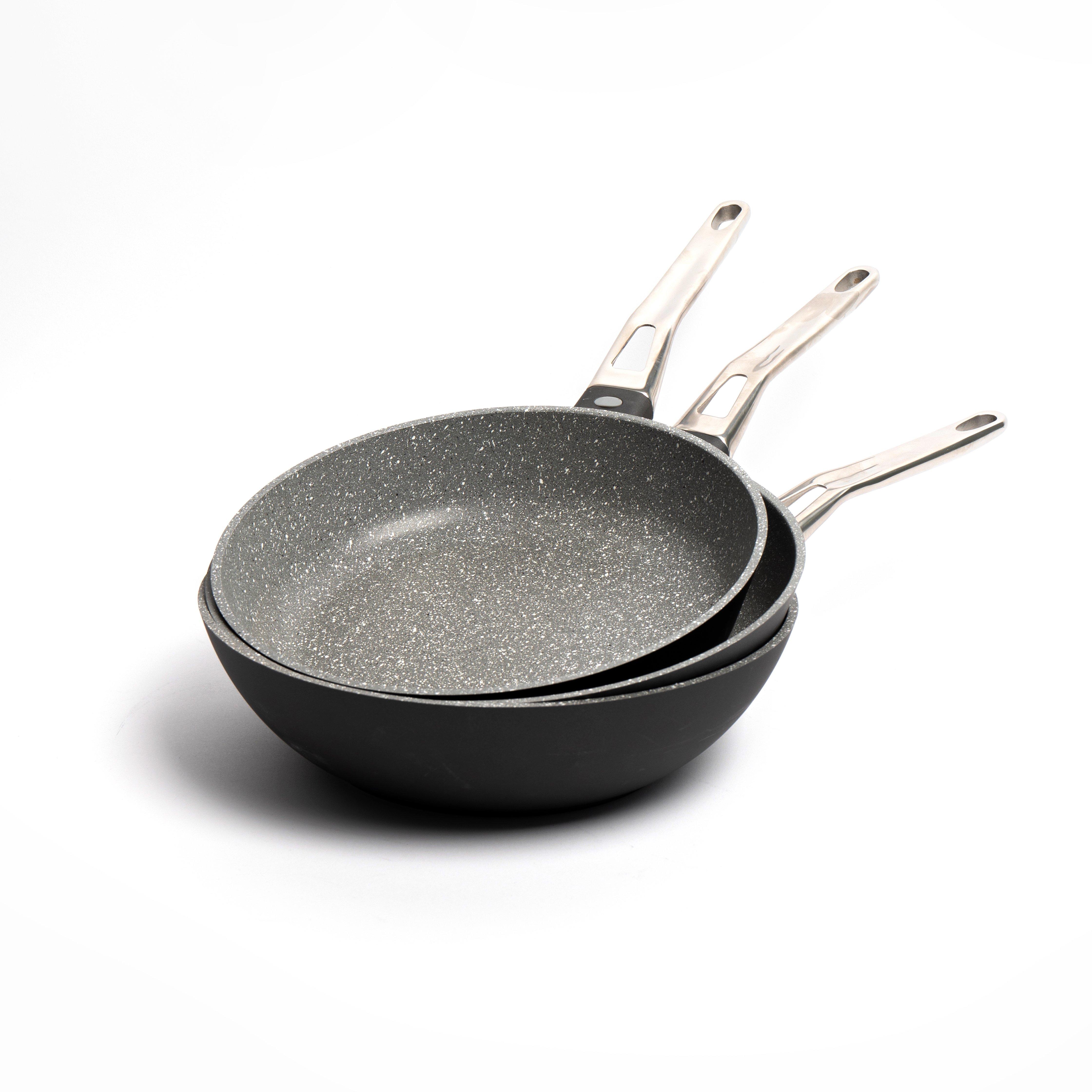 3pc Cookware Set with 2x Non-Stick Cast Aluminium Frying Pans, 26cm & 28cm and a 28cm Wok - Inductio