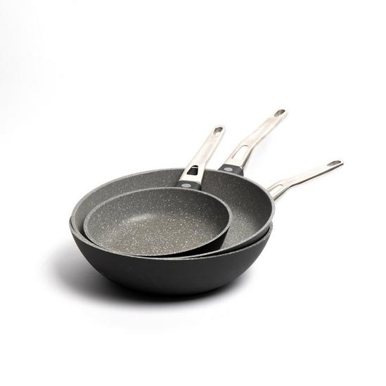 MasterClass 3pc Cookware Set with 2x Non-Stick Cast Aluminium Frying Pans, 20cm & 28cm and 28cm Wok - Induction Safe 1