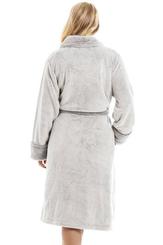 Camille Deep Pile Fluffy Bathrobe With Reverse Collar and Cuffs 5