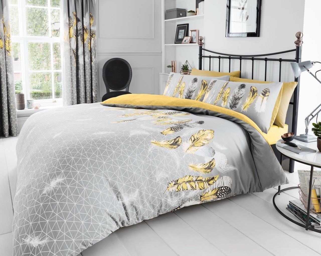 Printed Polycotton Feathers Duvet Cover With Pillowcases