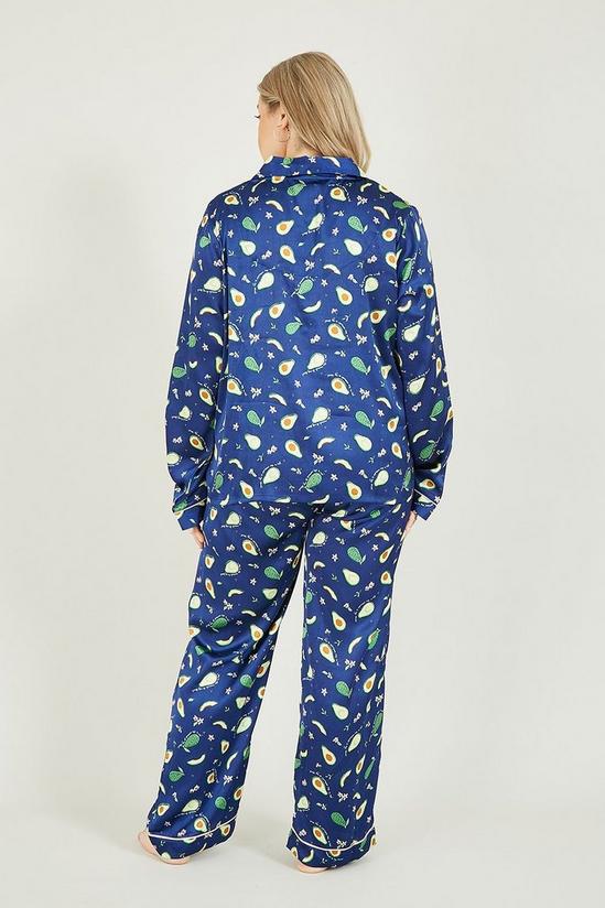 Yumi Curve Plus Size Navy Avocado Print 'Oksana' Satin Pyjamas 3