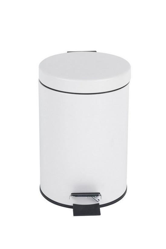 Beldray White Round Waste Pedal Bin with Soft Closing Lid 1