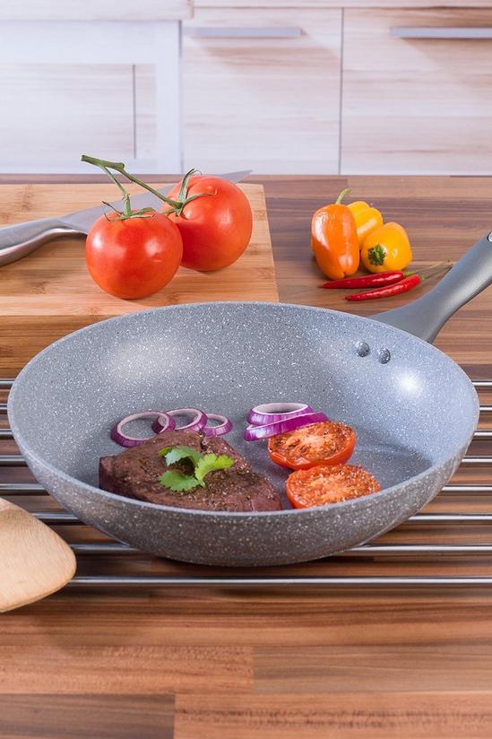 Salter Grey Marble Collection Forged Aluminium Non Stick 28cm Frying Pan 2