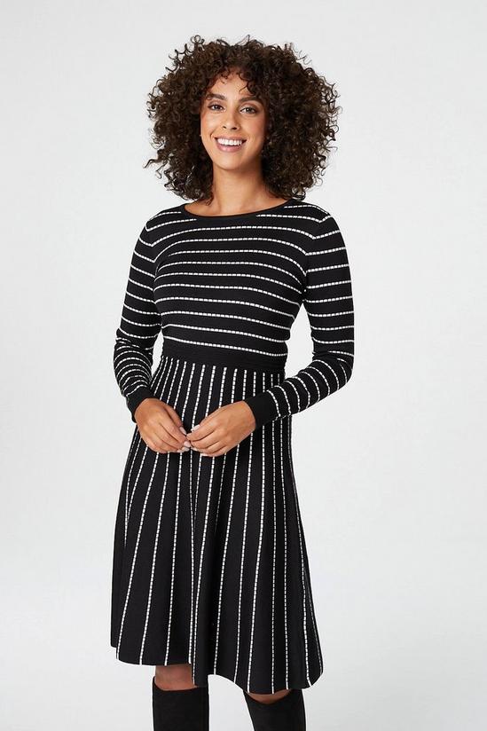 Izabel London Striped Long Sleeve Knit dress 1