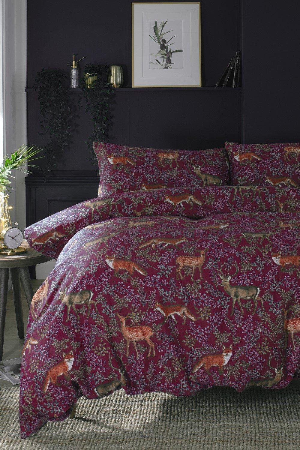 Fox and Deer Mulberry 200 Thread Count Cotton Rich Reversible Duvet Cover Set