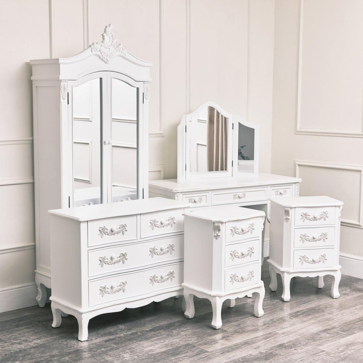 Antique White Closet, Dressing Table Set, Chest Of Drawers & Pair Of Bedside Tables - Pays Blanc Ran