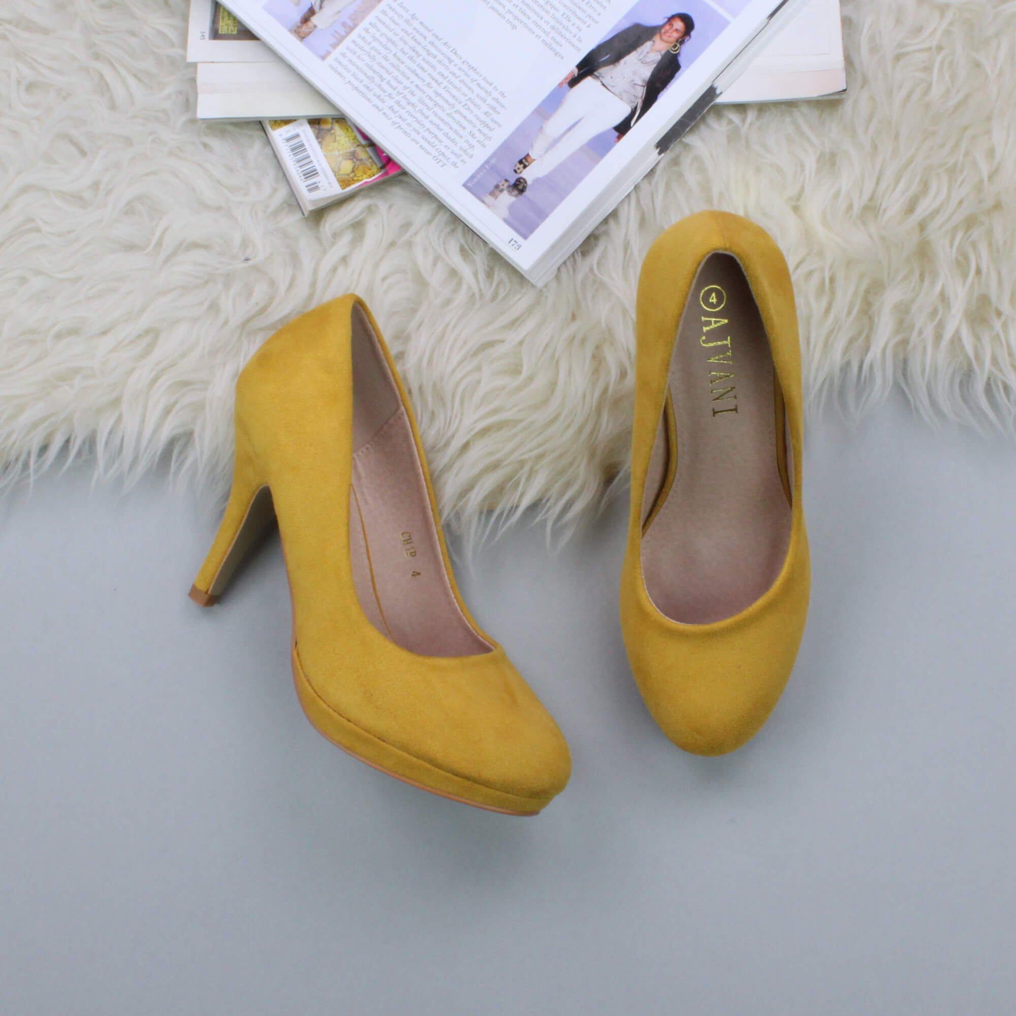 Girls Footwear | Pencil Heels 👠 Sandals For Girls.Its Branded...❤️ | Freeup