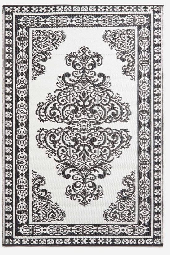 Homescapes Black and White Motif Design Reversible Outdoor Rug 5