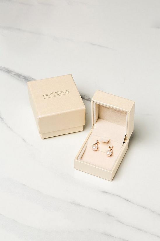 Pure Luxuries London Gift Packaged 'Curzon' 18ct Rose Gold Plated 925 Silver & Freshwater Pearl Earrings 3