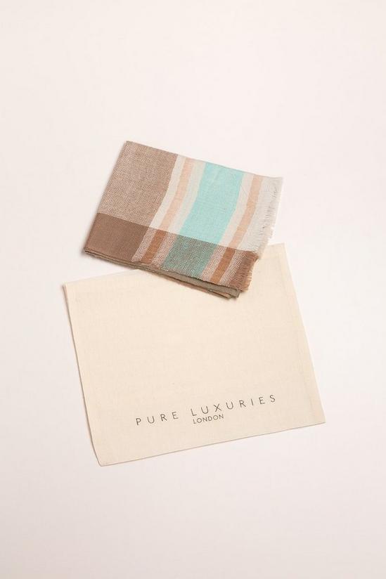 Pure Luxuries London 'Asteris' Cashmere & Merino Wool Neckerchief 5