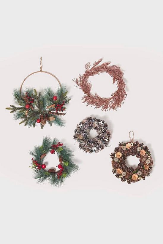 Homescapes Round Metal Hoop Traditional Christmas Wreath 5