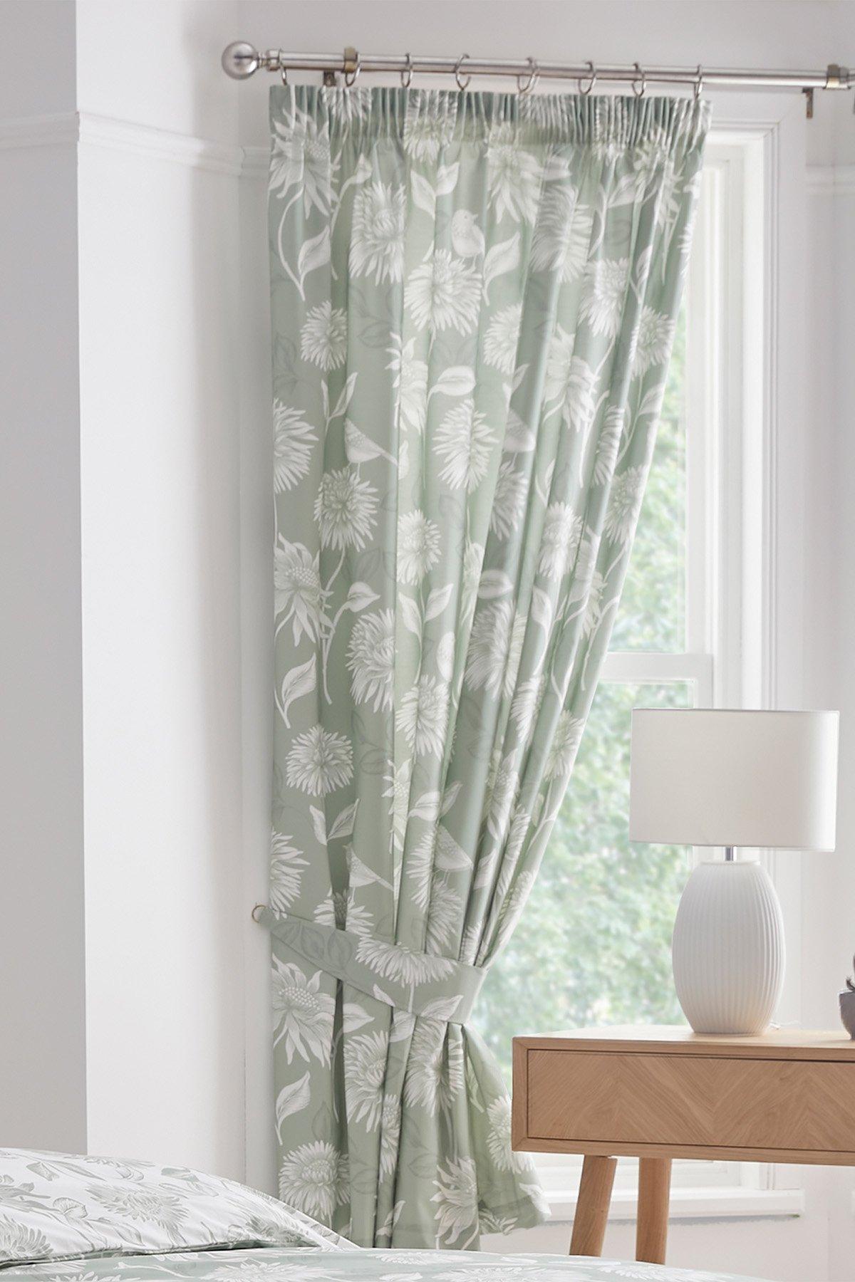 'Chrysanthemum' Lined Pair of Pencil Pleat Curtains With Tie-Backs