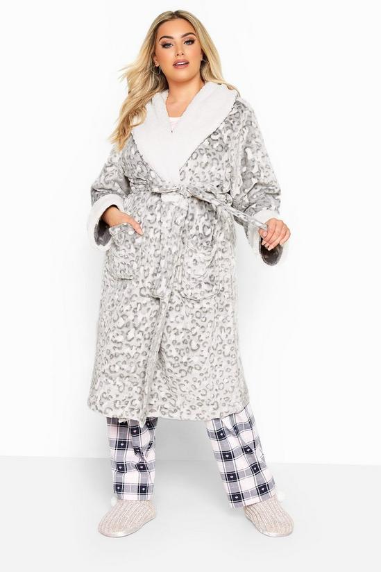 Yours Faux Fur Dressing Gown 1