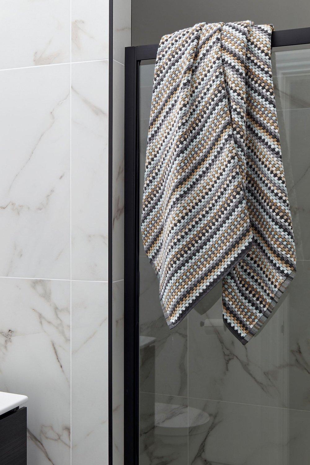 Christy Women's Carnaby Stripe Bath Towel|Size: Bath Towel|neutral