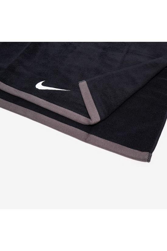 Nike Fundamental Contrast Design Towel 5