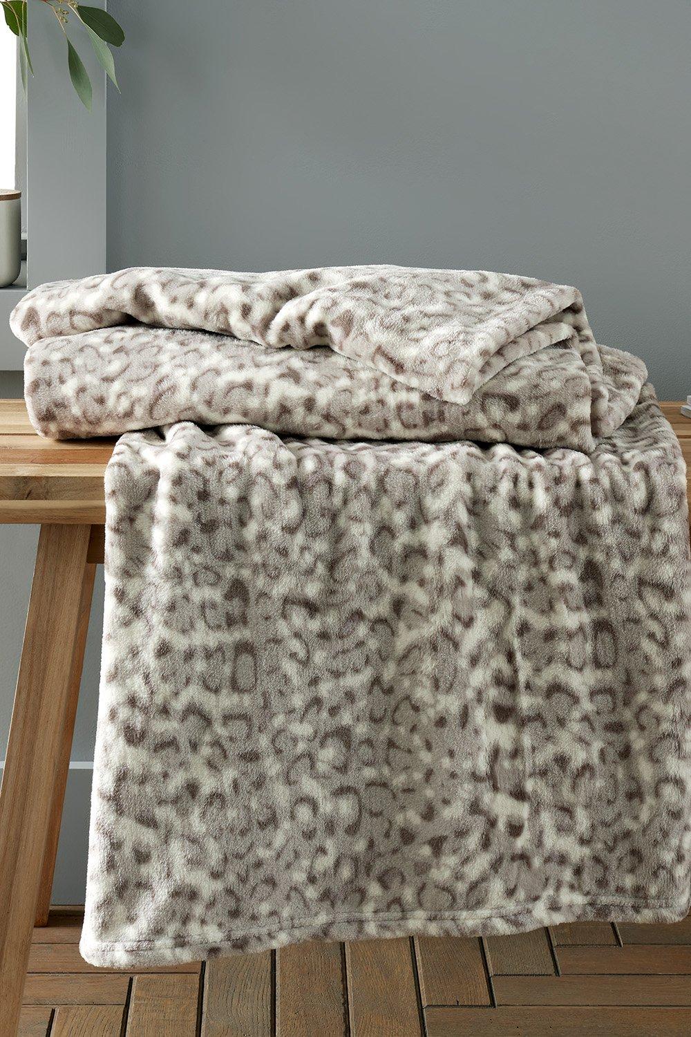 'Leopard Animal' Throw