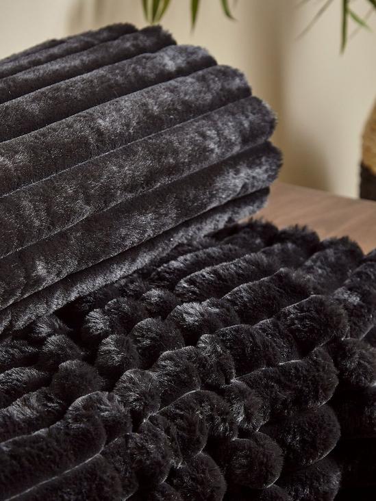 Catherine Lansfield 'Cosy Ribbed'  Blanket Throw 2