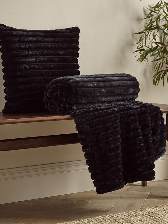 Catherine Lansfield 'Cosy Ribbed'  Blanket Throw 3