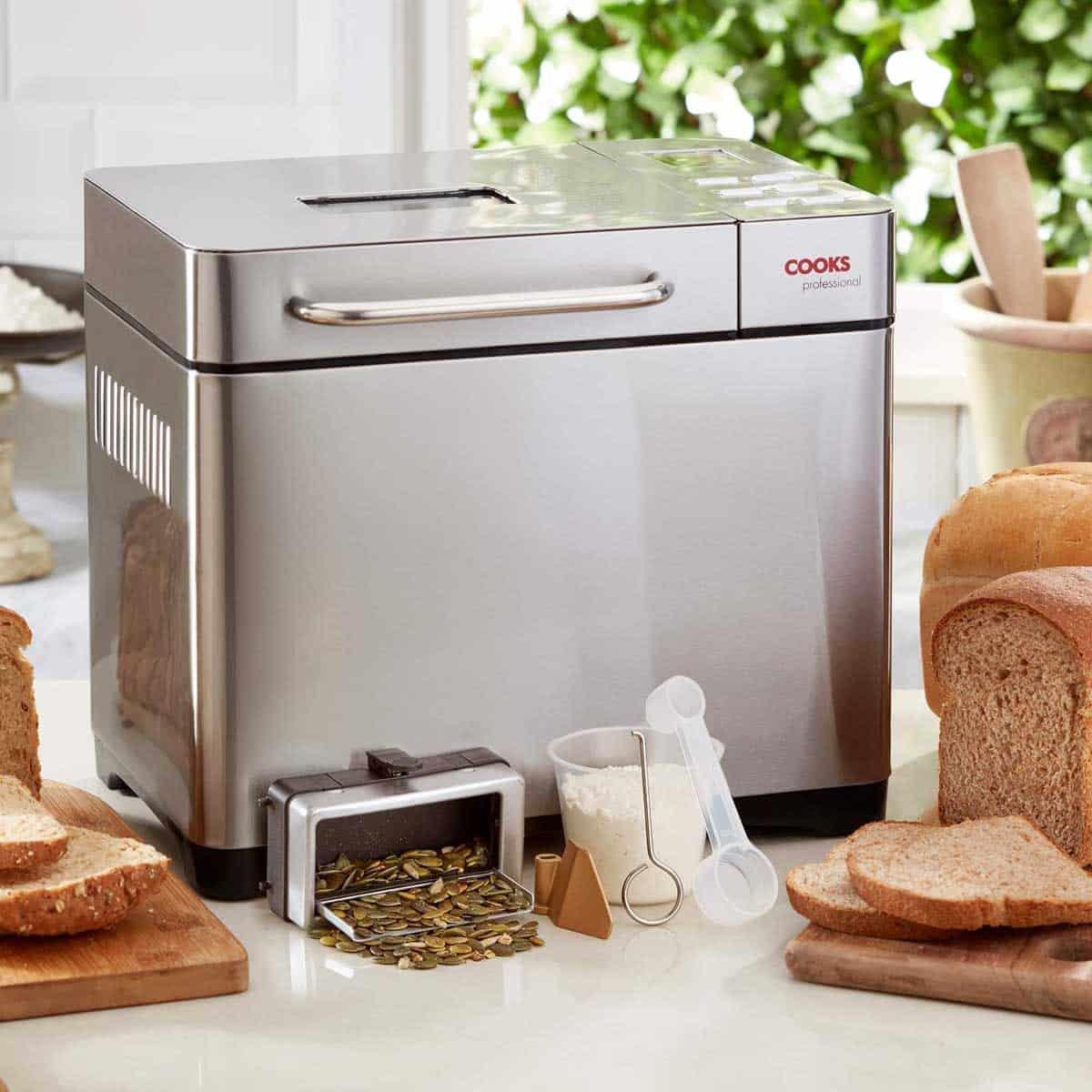 Cooks Professional G3271 Bread Maker With Fruit And Seed Dispenser - Silver
