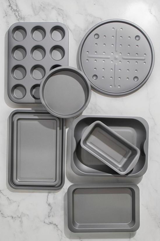 KitchenCraft Carbon Steel Non-Stick 8-Piece Bakeware Set 1