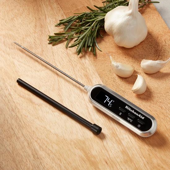 KitchenAid Backlit Digital Instant Kitchen Thermometer, -20° to 250°C Range 3