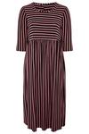 Yours 3/4 Length Sleeve Maxi Dress thumbnail 2