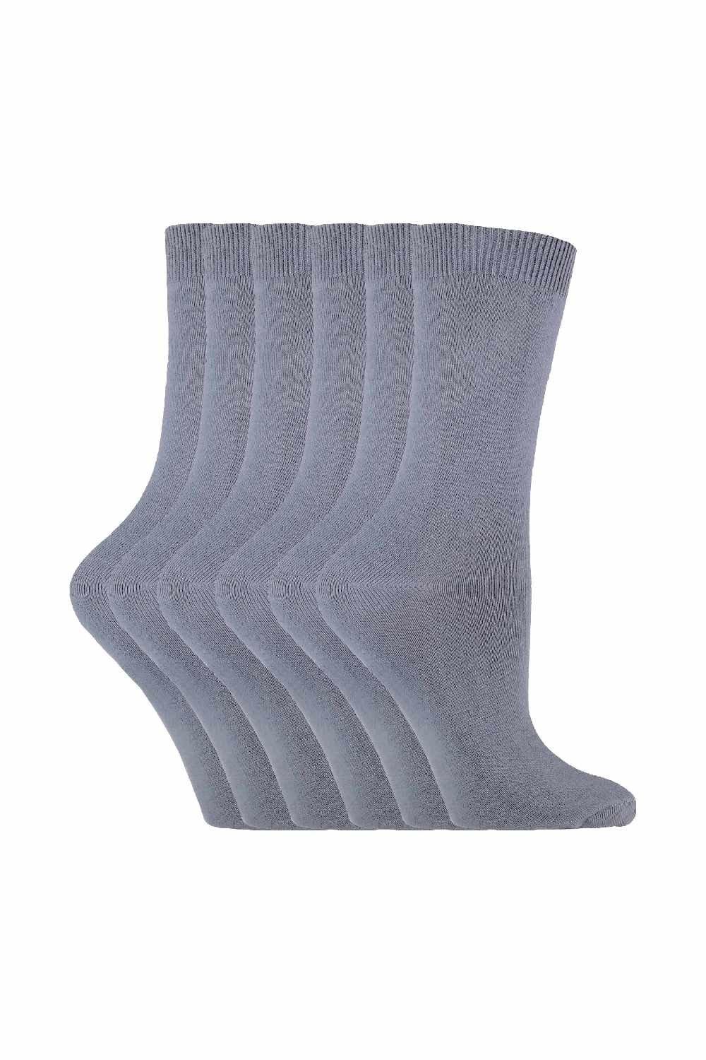 6 Pairs Plain Coloured Cotton Rich Ankle Socks