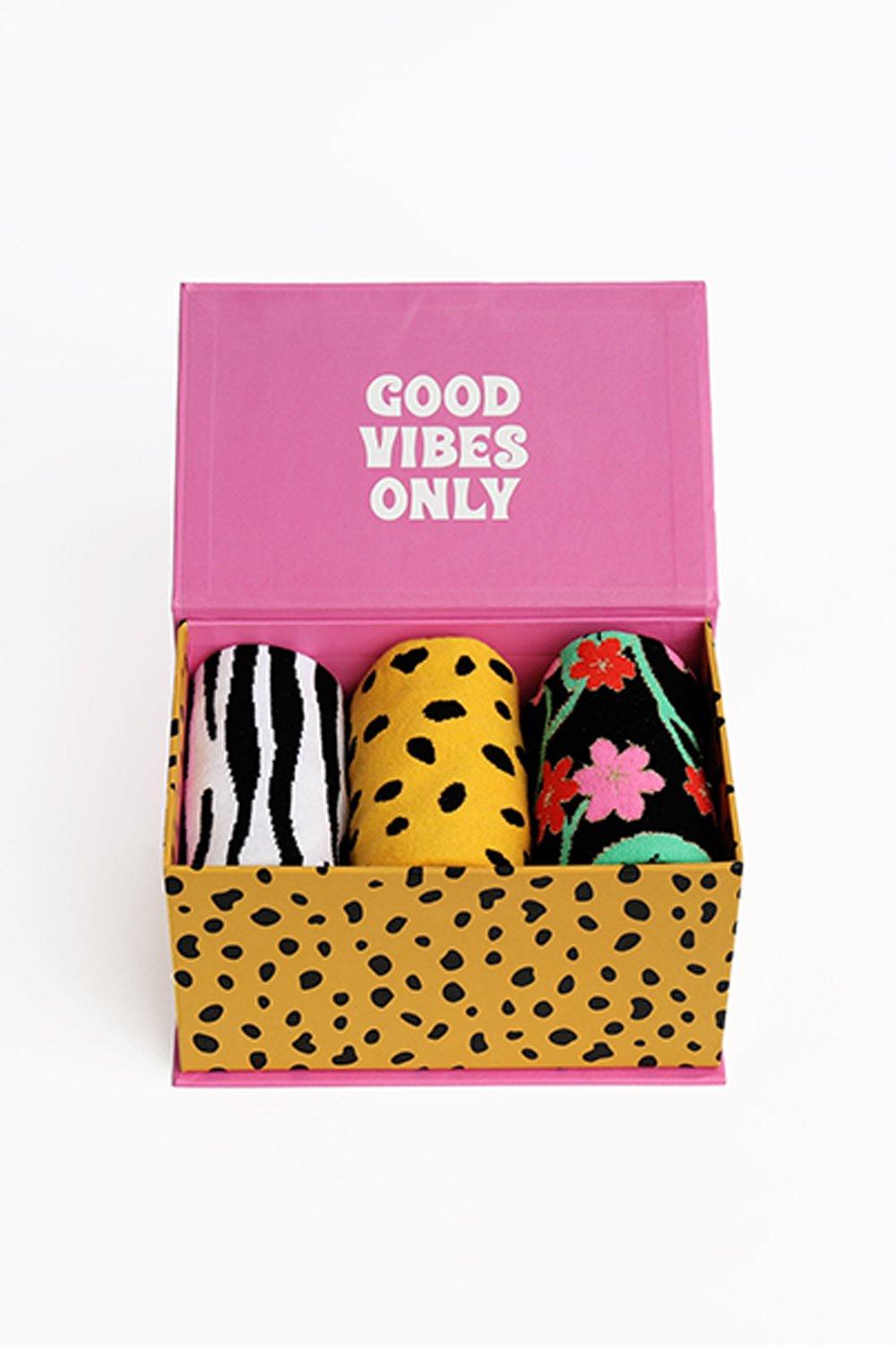 Pack of 3 Pairs of Socks with Multi Design in a Box