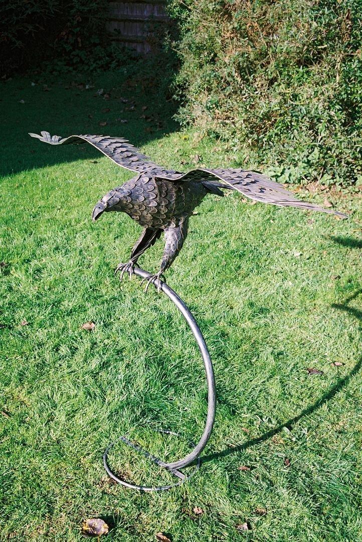Gliding Eagle Bird Sculpture Metal Garden Ornament on Stand