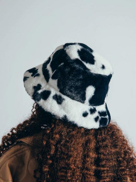 SVNX Black & White Cow Print Faux Fur Bucket Hat 5