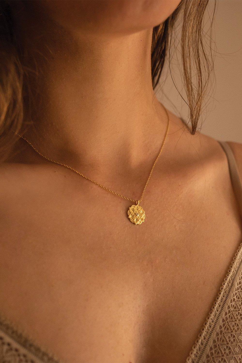 Dainty 18K Gold Lotus Flower Necklace