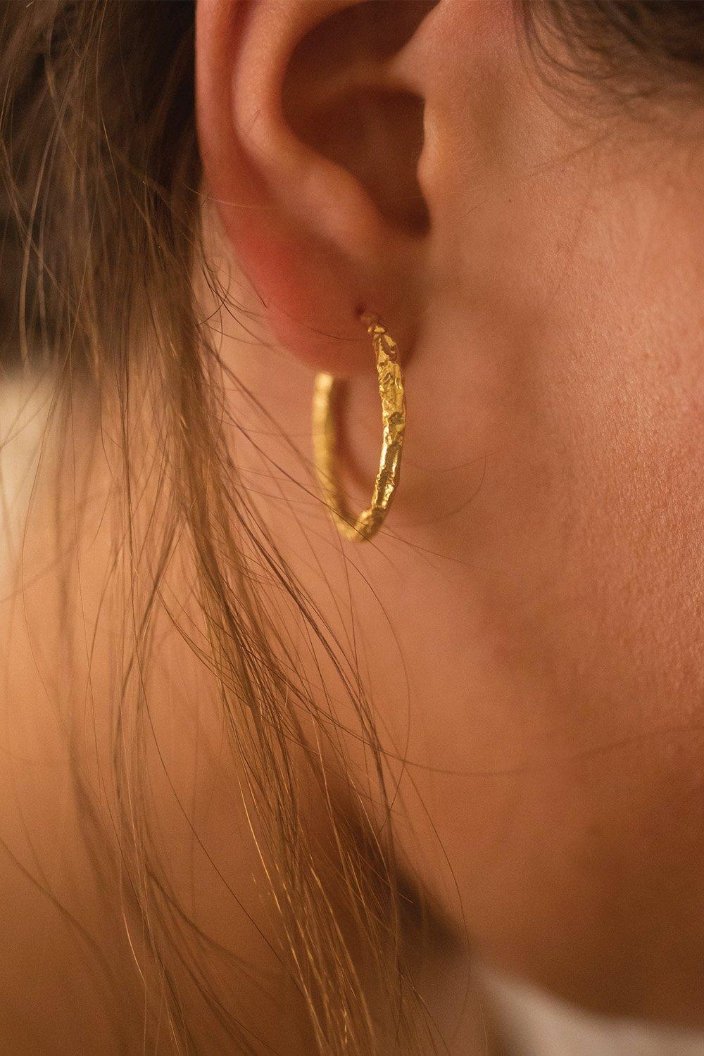 14K Medium Gold Thin Hoop Earrings