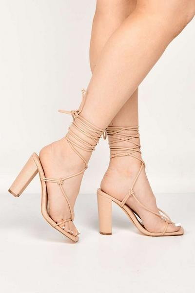 Kirby Toe Post Knot Detail Lace Up Block Heel Sandals