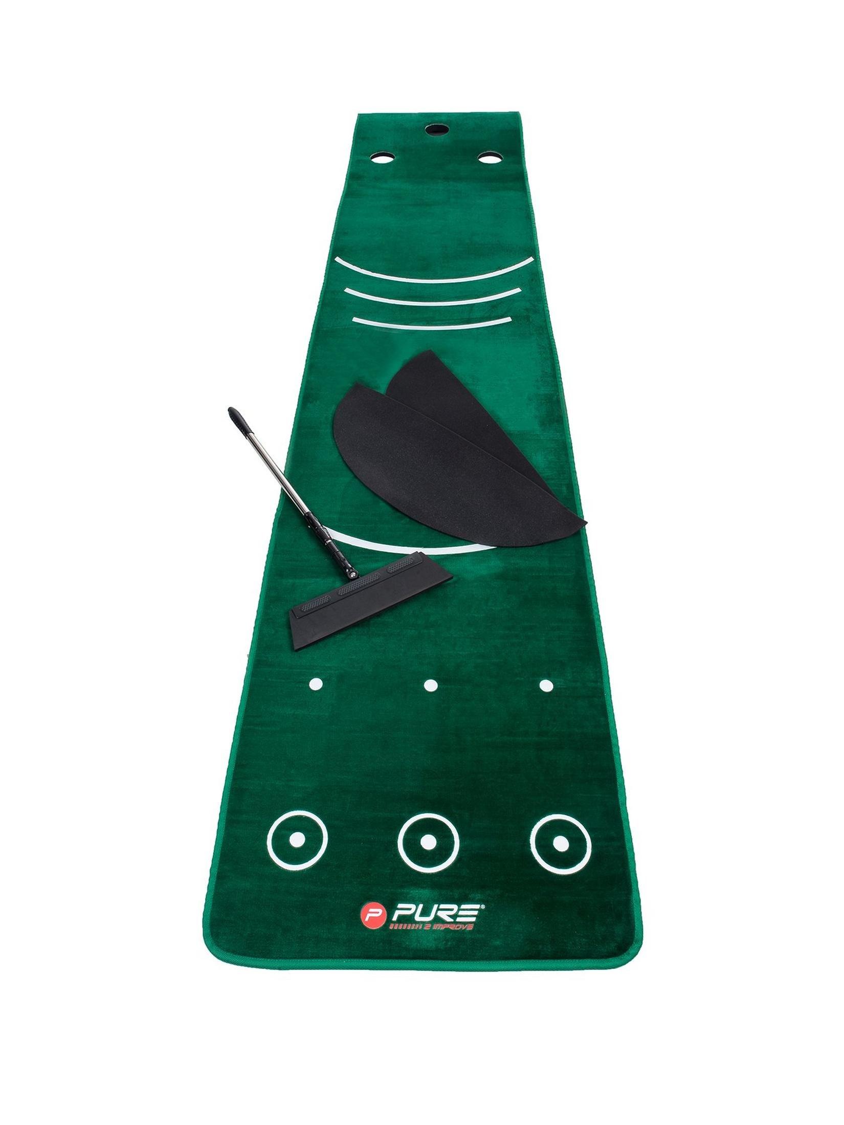 Golf Putting Mat With Broom