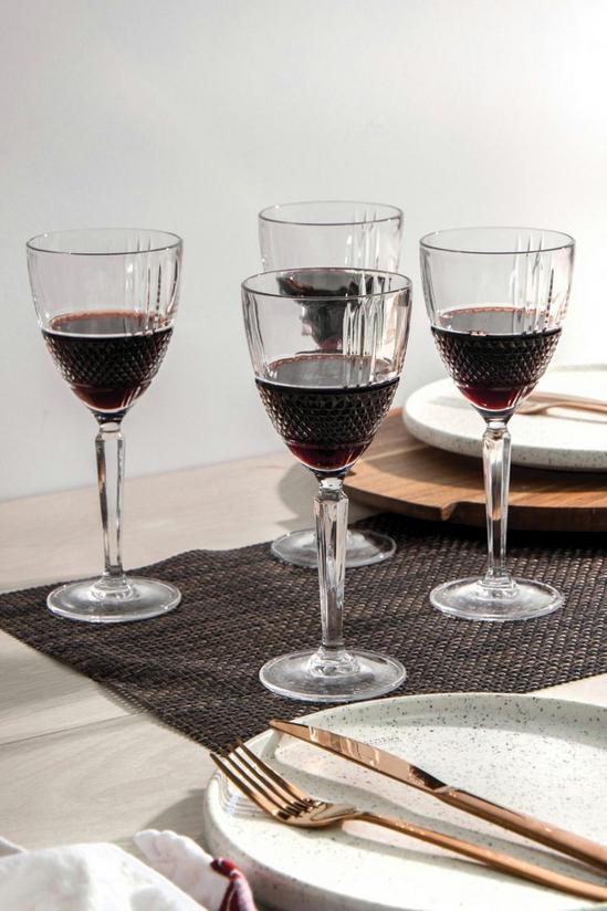 Maxwell & Williams Verona Set of Four 225ml Wine Glasses 1