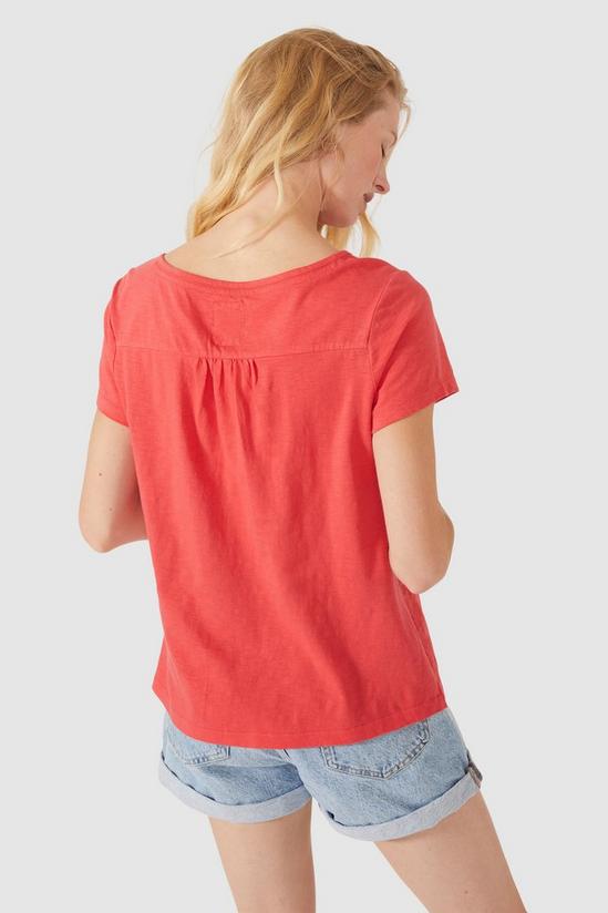 Mantaray Embroidered Scoop Neck T-Shirt 4
