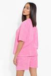 boohoo Ofcl Woven Tab Towelling Oversized T-Shirt thumbnail 2