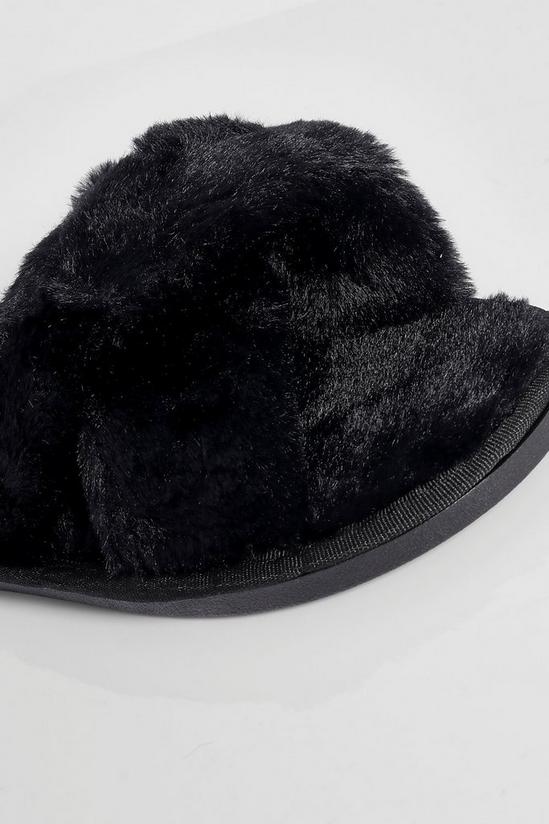 boohoo Fluffy Cross Front Slippers 5