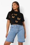 boohoo Plus Butterfly Embroidered Crop T-shirt thumbnail 3