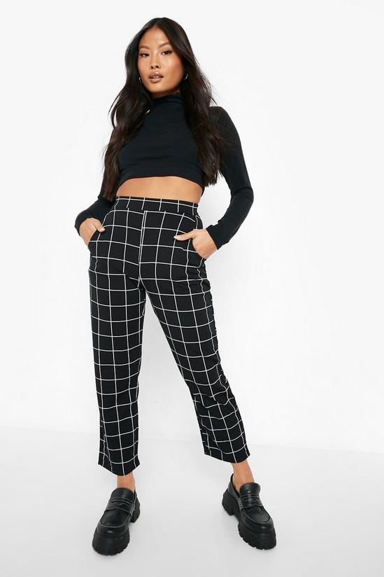 boohoo Petite Grid Check Tapered Trouser 1