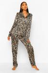 boohoo Tall Satin Leopard Print Pyjama Trouser Set thumbnail 3