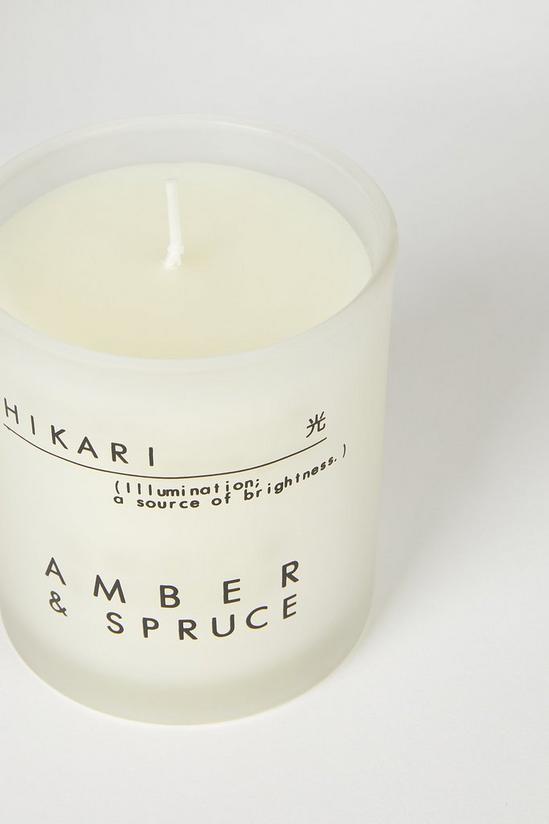 Hikari Amber & Spruce Candle 2