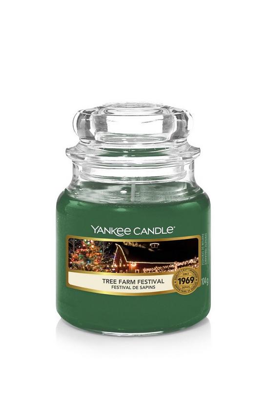 Yankee Candle Tree Farm Festivall Small Jar 1