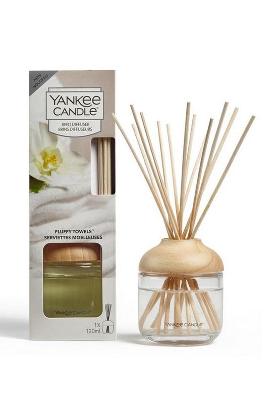 Yankee Candle Reed Diffuser Fluffy Towels 1
