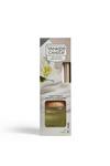 Yankee Candle Reed Diffuser Fluffy Towels thumbnail 3