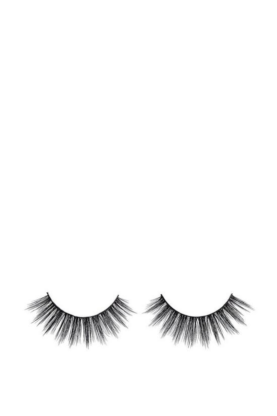 Sigma Sultry Lashes 1