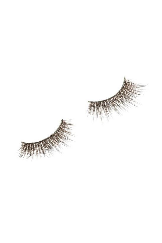 Benefit Real False Lashes Crossed Layered Prima Donna Lashes 4
