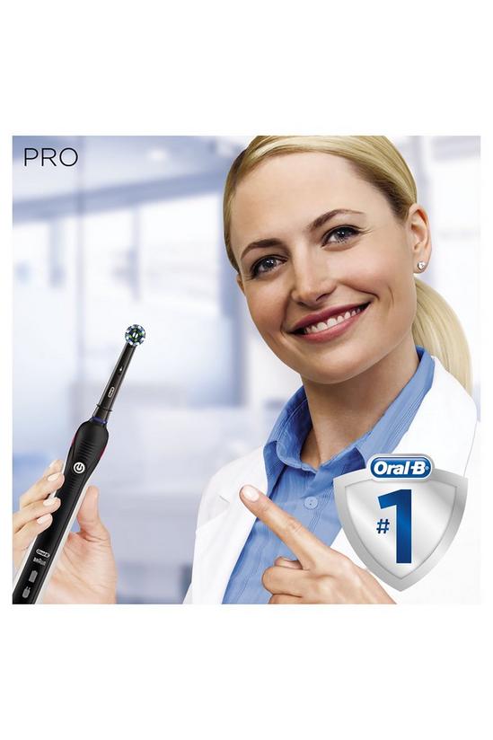 Oral B Pro 2 2500 Toothbrush and Travel Case Black 5