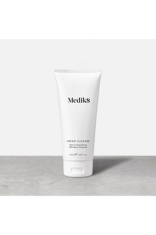 Medik8 Cream Cleanse Rich & Nourishing Effortless Cleanser 4